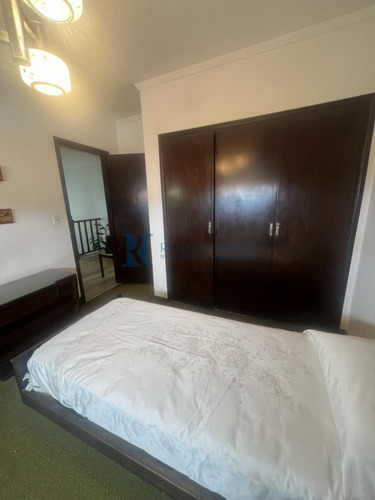Chalet De 6 Amb. Desarrollado En 3 Niveles - Zona Punta Mogotes