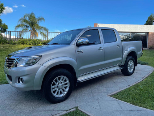 Toyota Hilux 3.0 Cd Srv Cuero 171cv 4x2 - E4 2014