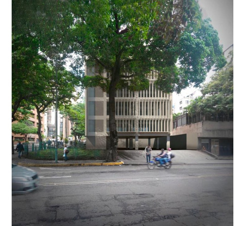 Venta De Edificio En El Rosal Con Espléndida Ubicación 734m2