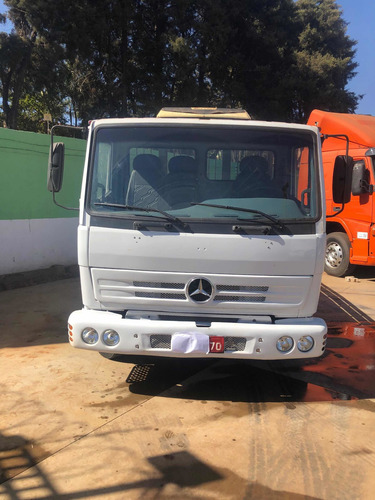 Imagem 1 de 12 de Caminhão Mercedes-benz 712 C 3/4 2002 Toco 4x2