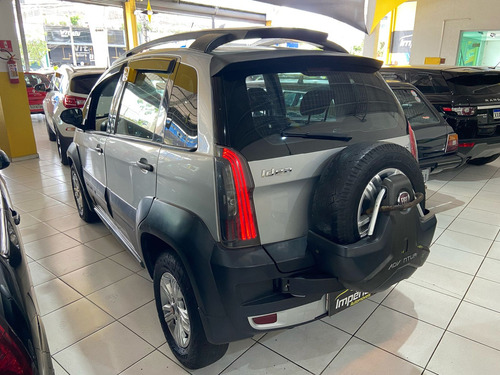 Fiat Idea Idea Adventure 1.8 16V Dualogic (Flex)
