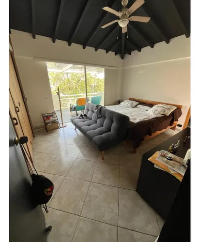 Rhbr-11857 Casa De 2 Niveles ( Poblado, Sector San Lucas)