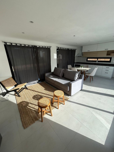 Casa En Venta De 3 Dormitorios En Piedra Del Chileno (ref: Bpv-9125)