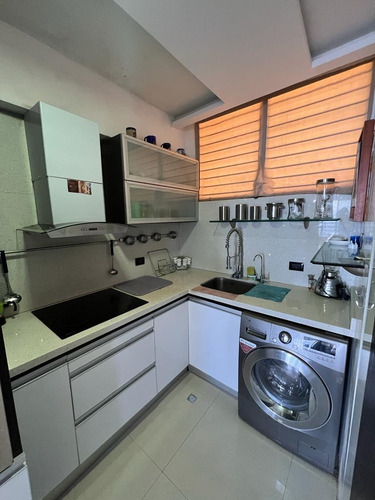 Imagen 7 de 17 de Bello Apartamento En Alquiler Marina Mar. Lechería.