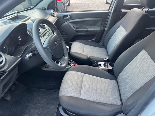 Ford Fiesta 1.6 MPI CLASS SEDAN 8V FLEX 4P MANUAL