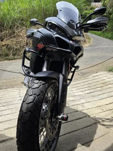 Se Vende Ducati Multistrada V2s Modelo 2023 En Muy Buen Esta