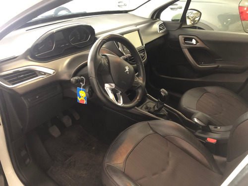 Peugeot 2008 1.6 Feline