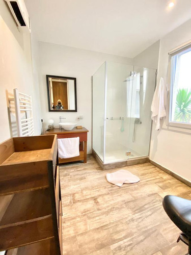 Alquiler Casa Alisos Nordelta: 5 Dorm. C/muebles - Piscina - A La Laguna