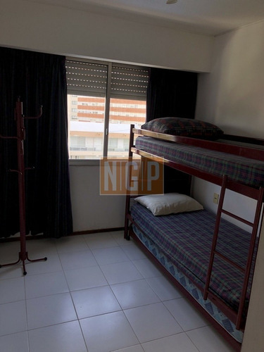 Aidy Gril Linda Zona Cerca Del Shopping - Ref: 4069