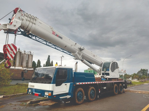 Imagem 9 de 10 de Guindaste Rodoviário Xcmg Cap 60 Ton 2008 - 2616