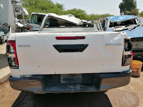 Imagen 5 de 12 de Desarmo Toyota Hilux Diésel 4x4 Año 2018 Estándar Por Partes
