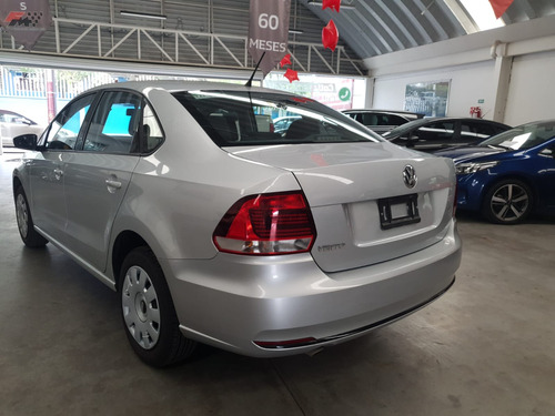 Imagen 5 de 15 de Volkswagen Vento Starline Tiptronic 2020