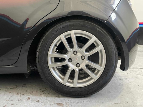 Imagen 14 de 18 de Chevrolet Sonic 1.6 Ltz