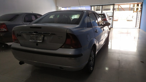 Imagen 7 de 18 de Ford Focus 2007 Ghia 1.8 Tdci