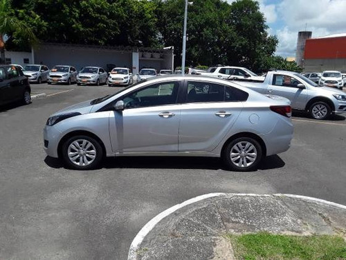 Imagem 9 de 10 de Hyundai Hb20s 1.6 Comfort Plus 16v Flex 4p Automático