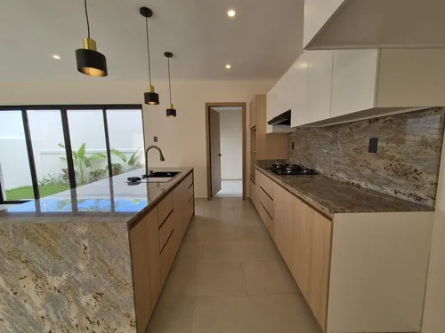 Boca Del Río, Casa En Venta Nueva Con Buenos Acabados.