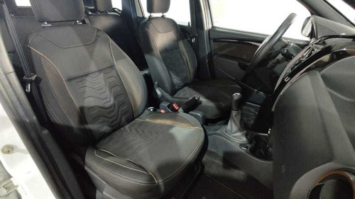 Imagem 10 de 11 de Renault Duster 1.6 Dynamique 4x2 16v Flex 4p Manual 2017