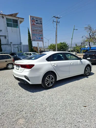 Kia Forte 2.0 Lx Mt