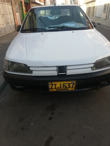 Peugeot 306 1.8 Xr 4 p