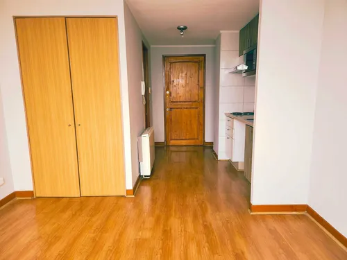 Arriendo Estudio/ Bodega Metro Parque Almagro (94751)