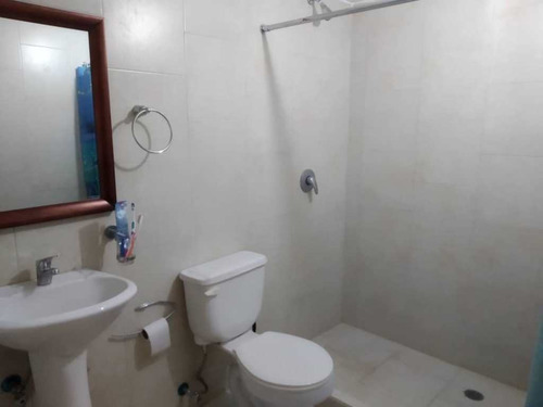 Imagen 8 de 10 de Casa En Venta