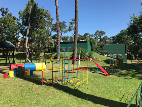 Arcobaleno Complejo,edif. Midas, P.16 Mansa, 2d Y 2b, Tza, Wifi, Aire, Gje, Amenities(piscinas, Canchas, Juegos, Etc)