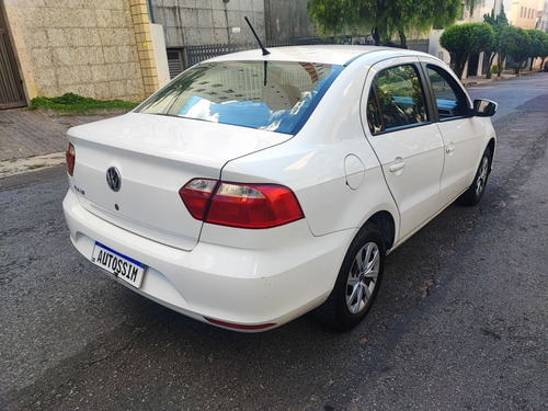 Volkswagen Voyage 1.0 12V MPI TOTALFLEX 4P MANUAL
