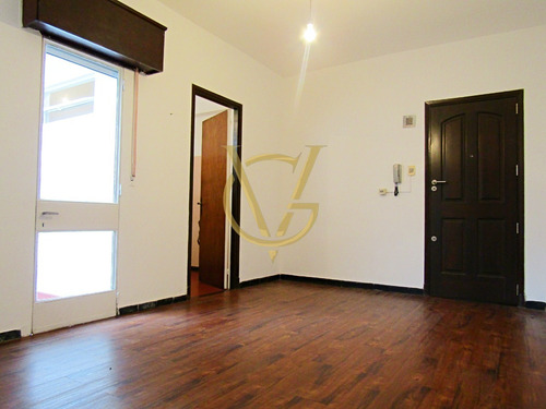 Imagen 2 de 8 de Venta Apartamento De 1 Dormitorio Con Renta En Jacinto Vera