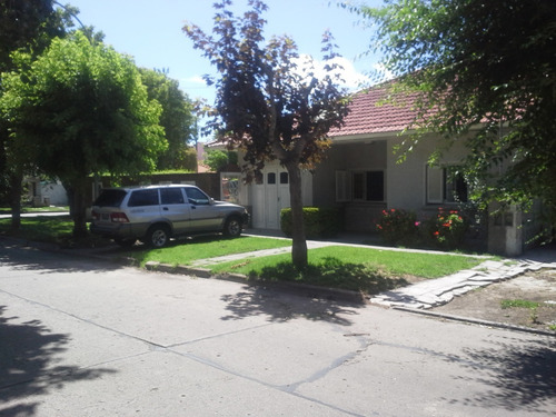 Casa A Modernizar En El Corazon De Parque Luro Acepto Propiedad En Capital O Ph En Zona Parque Luro O La Perla Dueño Directo No Acepto Ni Lotes Ni Embarcaciones