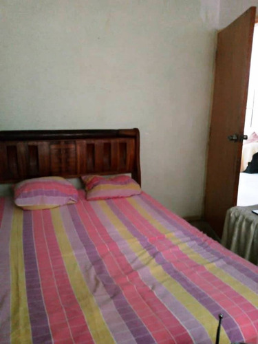 Venta De Casa Urb. Bella Florida, Los Caobos