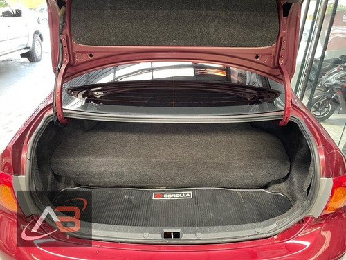 Imagen 9 de 12 de Toyota Corolla Xei Automatico