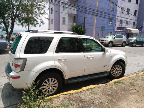 Mercury Mariner