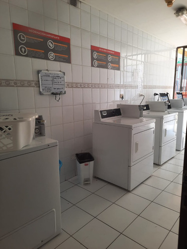 Departamento 3d2b, Piso 22 Con 2 Estacionamientos Y 1 Bodega