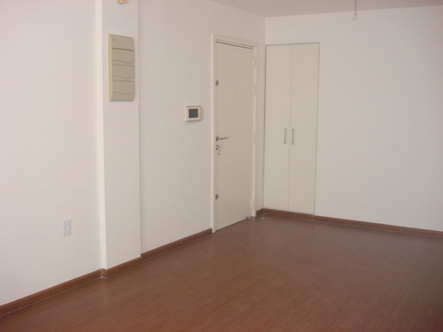 Imagen 1 de 10 de Venta Apto 1 Dormitorio Contrafrente Con Cochera