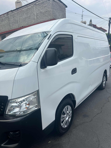 Nissan Urvan 2.5 Panel Amplia Aapack Seg Die Mt