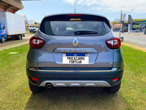 Imagem 5 de 9 de Renault Captur 1.6 Bose 2021