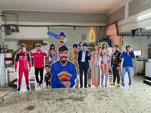 Figuras Coroplast Tamaño Real Junior H
