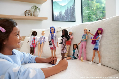 Barbie Scientist Fashion Doll Con Cabello Azul, Pisos De Lab