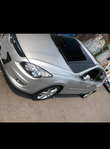 Imagem 8 de 12 de Hyundai I30 2011 2.0 Gls Aut. 5p
