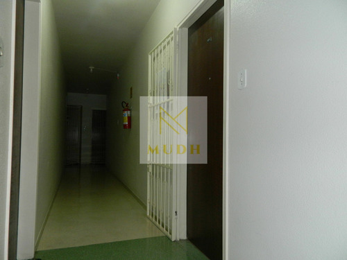 Imagem 15 de 18 de Apartamento Padrão À Venda Em Porto Alegre/rs - 279