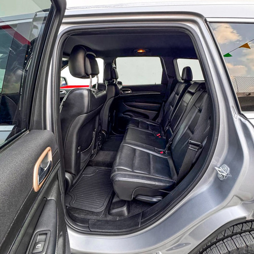 Jeep Grand Cherokee 3.6 Limited Lujo V6 4x2 At