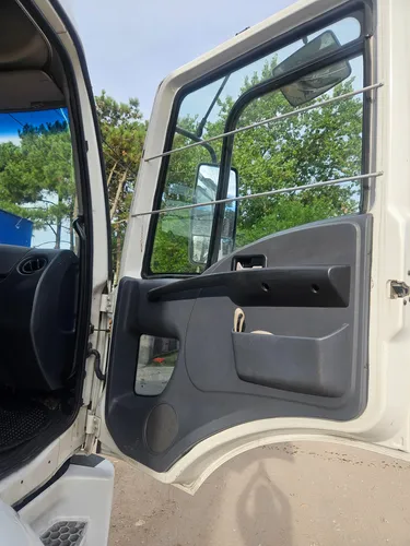 Ford Cargo 1722 2011 Cab Dormitorio 2011