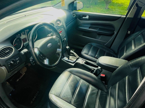 Ford Focus 2 2.0 Ghia At