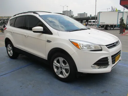 Ford Escape Se 4x4 2000cc At Aa