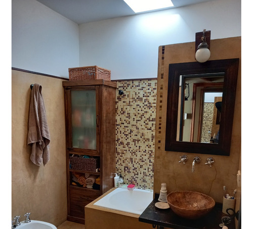 Casa 4 Ambientes, Con Jardín, Parrilla, Terraza Y Espacio De Usos Múltiples, En Villa Ballester.