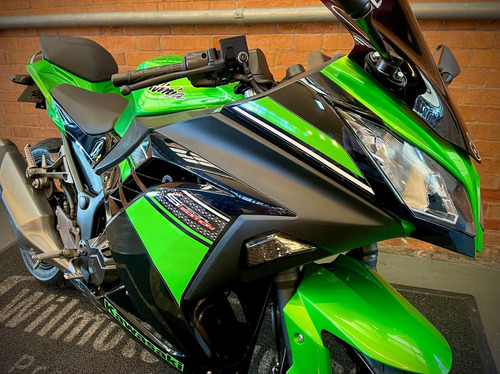 Kawasaki Ninja 300