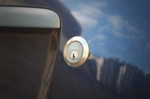 Imagen 5 de 8 de Cilindro Cisa Para Carros 60mm Con 2 Llaves