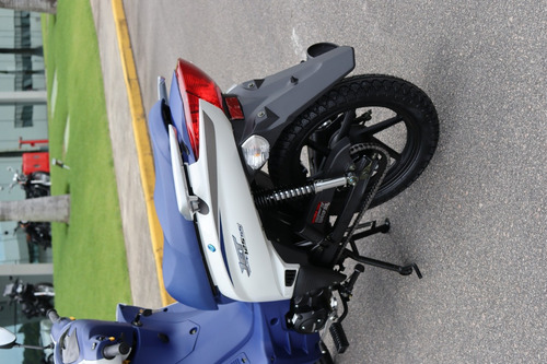 A Jet 125ss 2025 Preta Com O Banco Marrom.