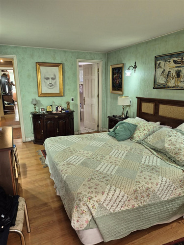 Departamento En Venta De 4 Dorm. Las Hortensias