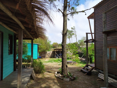 Imagen 11 de 12 de Hostel - En Venta - Para 17 Personas En Bosque De Punta Del Diablo